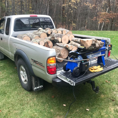 BILT HARD Portable Log Splitter