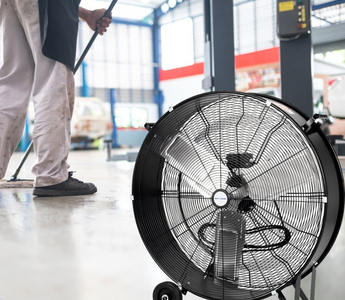 How a 34-Inch 3-Speed Drum Fan Can Improve Airflow in Your Workspace