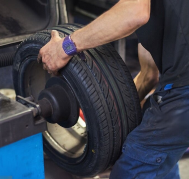 Tired of Struggling? This Double-Assist Arm Combo Makes Tire Work a Breeze!