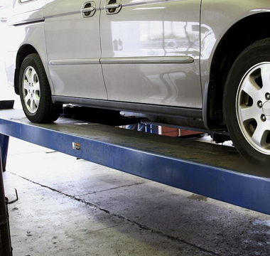 Safe & Efficient Parking: A Deep Dive into the 4-Post Car Storage Lift